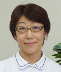 立麻 典子